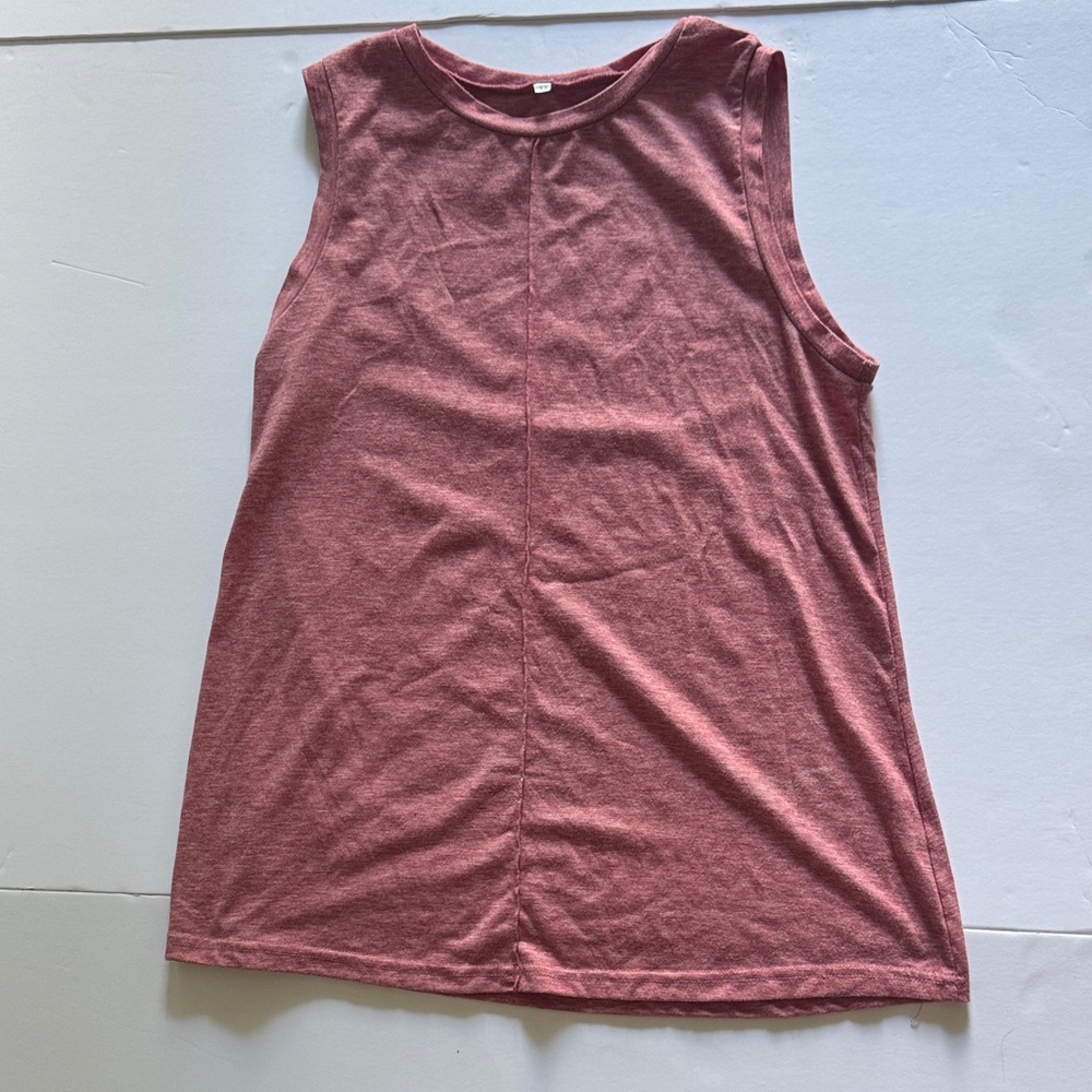Amazon Women's Heathered Pink Muscle Tee